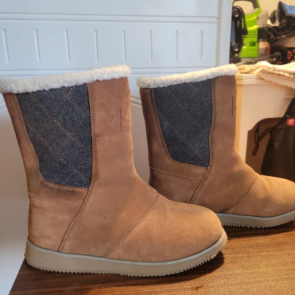McKINLEY Ladies Winter Boots Brown leather 

Size 7